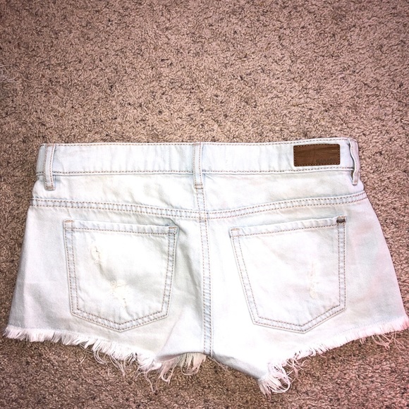 Light blue Jean shorts - Picture 2 of 2